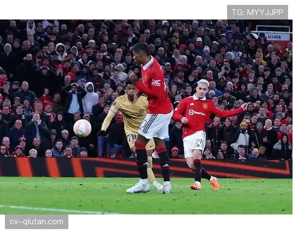 欧联杯半决赛将测试“安静模式”转播,提供无解说纯现场声版本 欧联杯半决赛将测试“安静模式”转播,提供无解说纯现场声版本